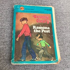 ⛱️2/$5⛱️Ramona the Pest by Beverly Clearly